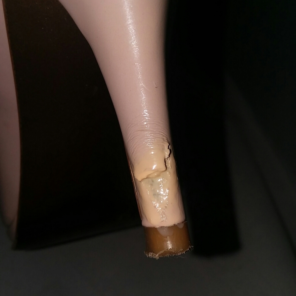 Tahari - Picture 6 of 6